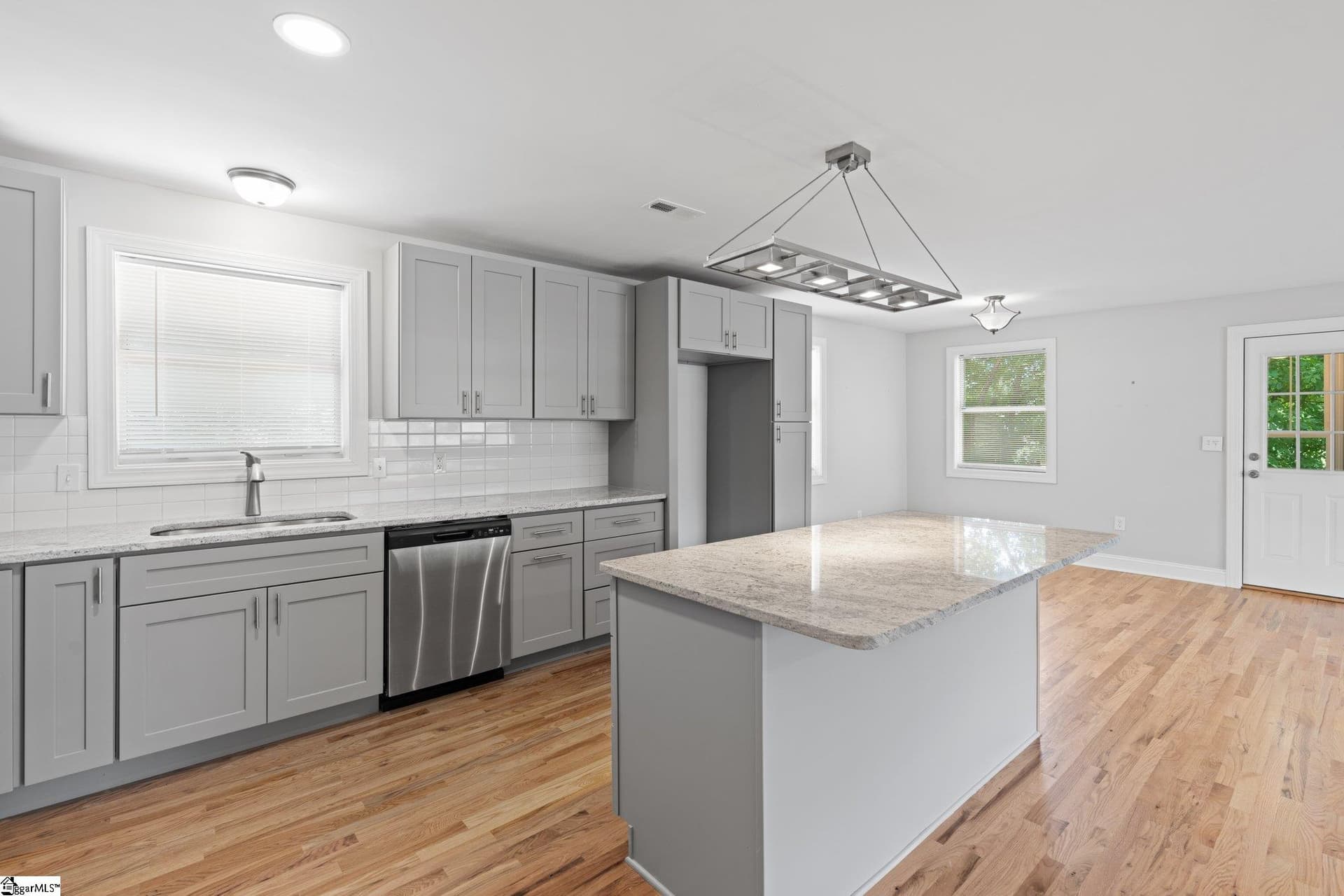 Property image 5 at 206 Azalea Court, Greenville, SC 29615