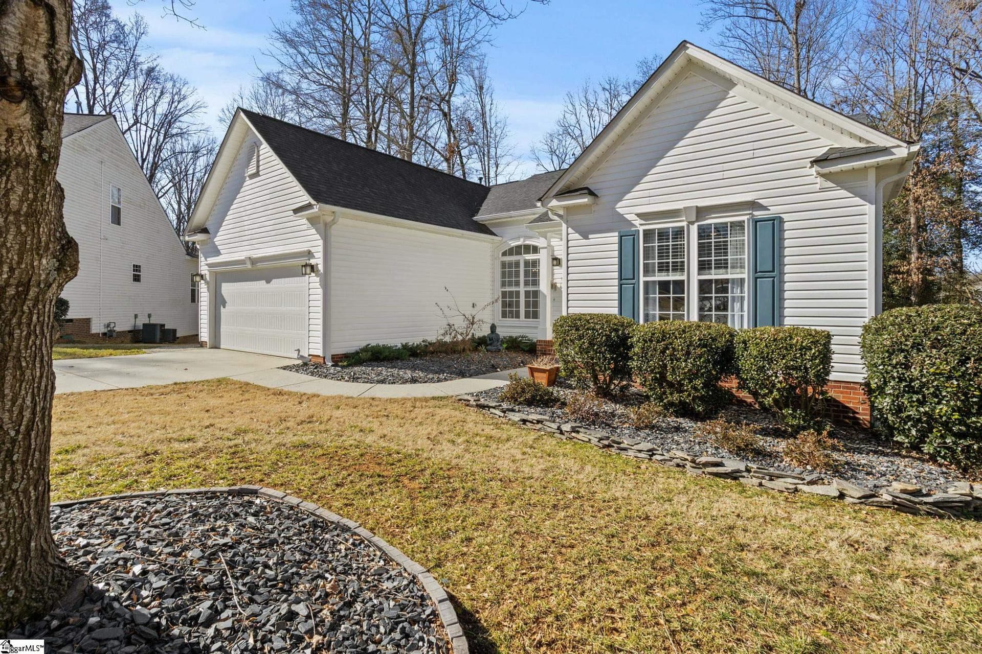 Property image 2 at 418 Belgray Court, Taylors, SC 29687