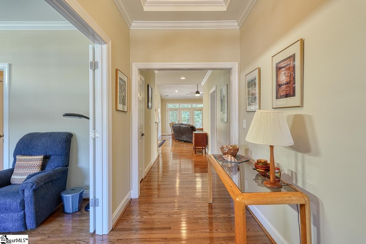 Property image 4 at 406 Hunters Circle, Greenville, SC 29617