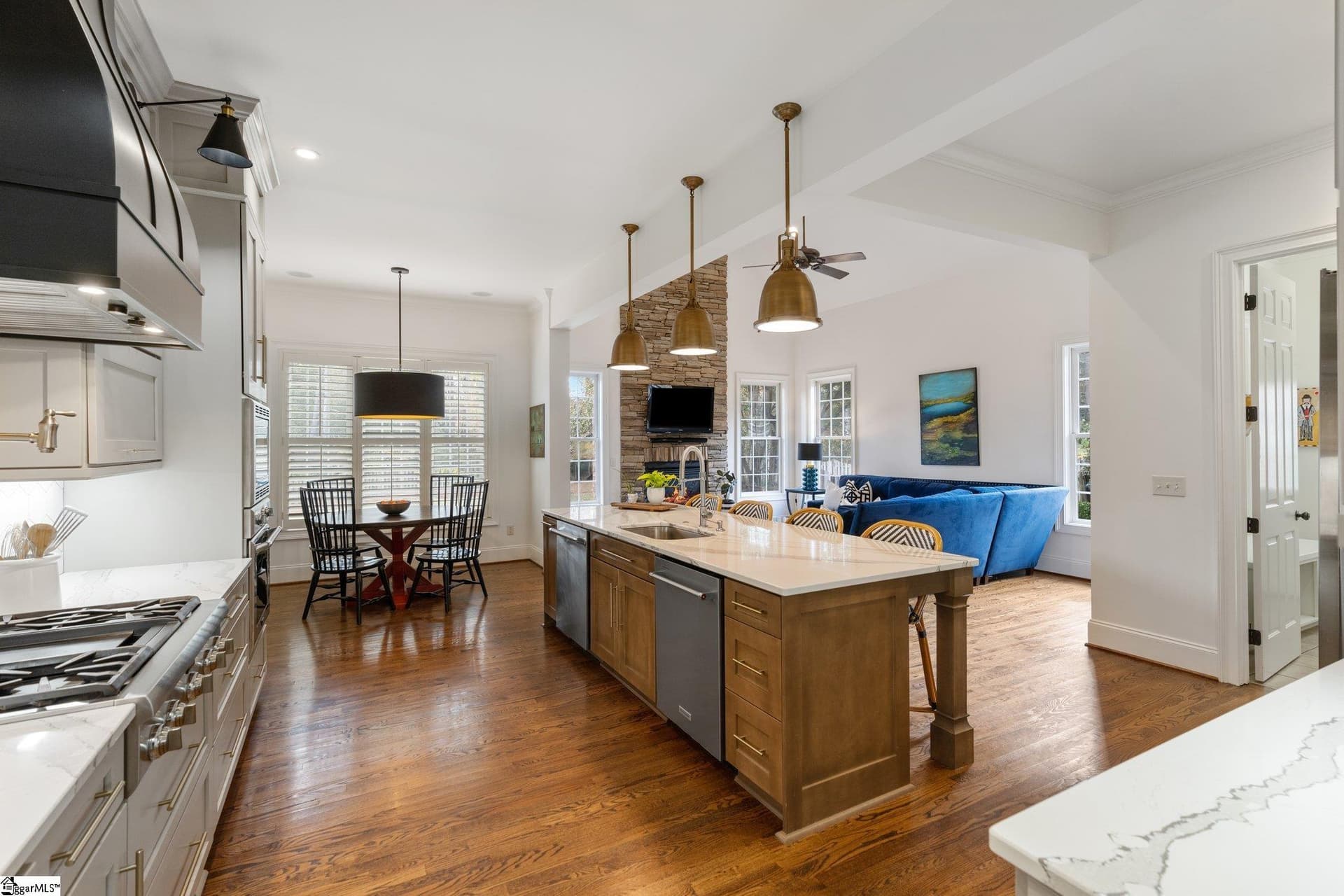 Property image 4 at 9 Riverbanks Court, Greer, SC 29651