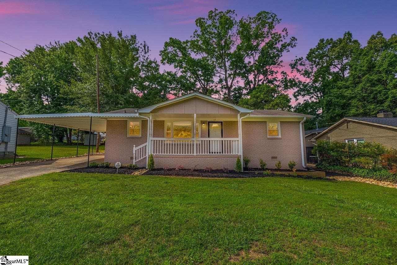 Property image 2 at 109 Edgewood Drive, Greenville, SC 29605