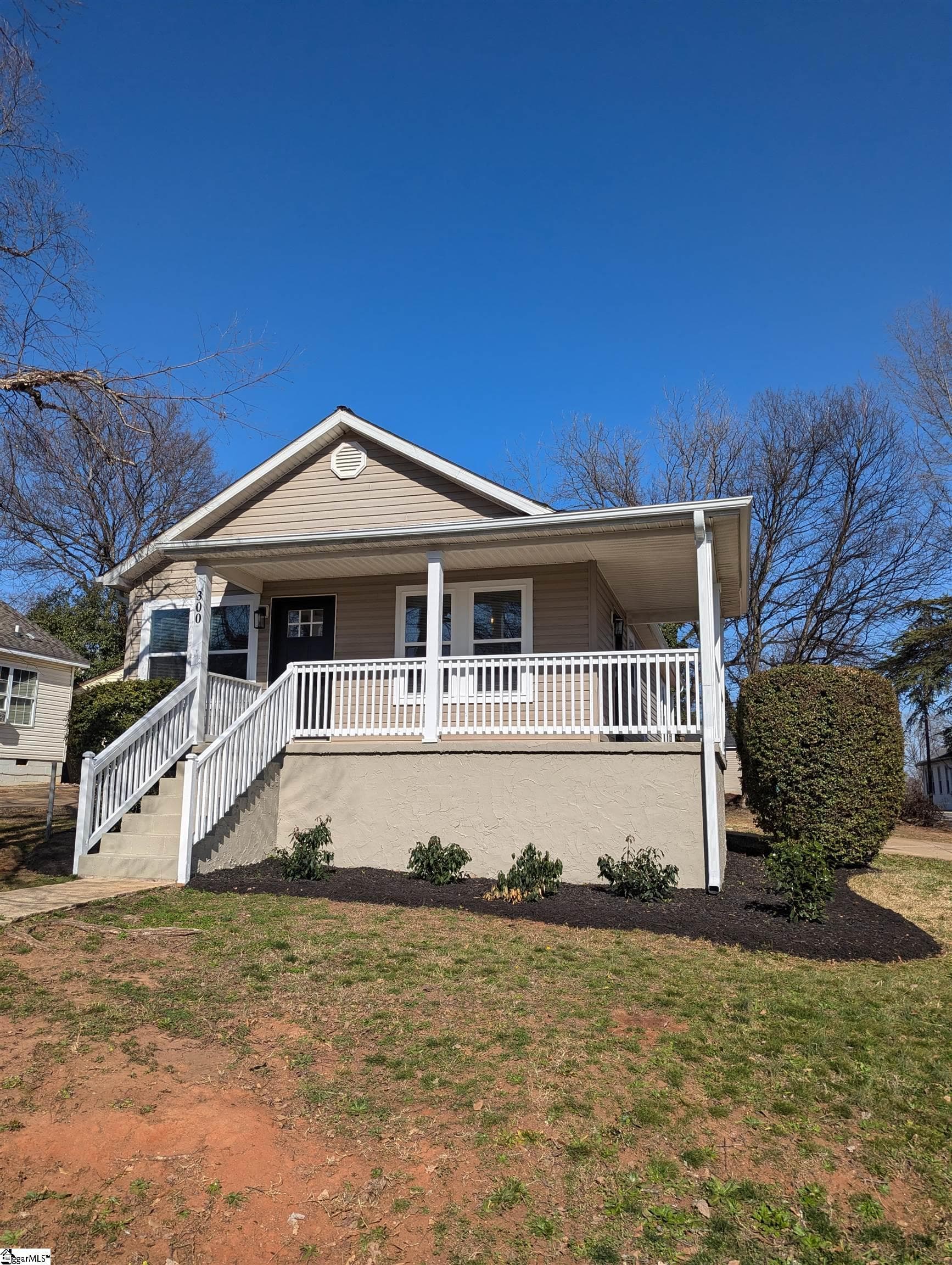 Property image 5 at 300 Honour Street, Greenville, SC 29611