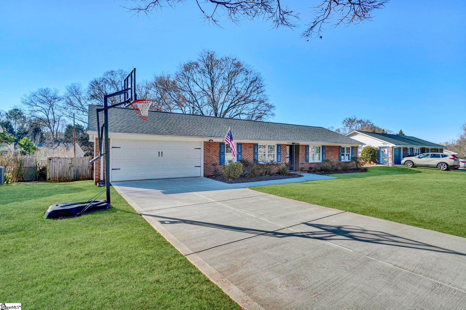 Property image 2 at 9 Scottswood Road, Greenville, SC 29615
