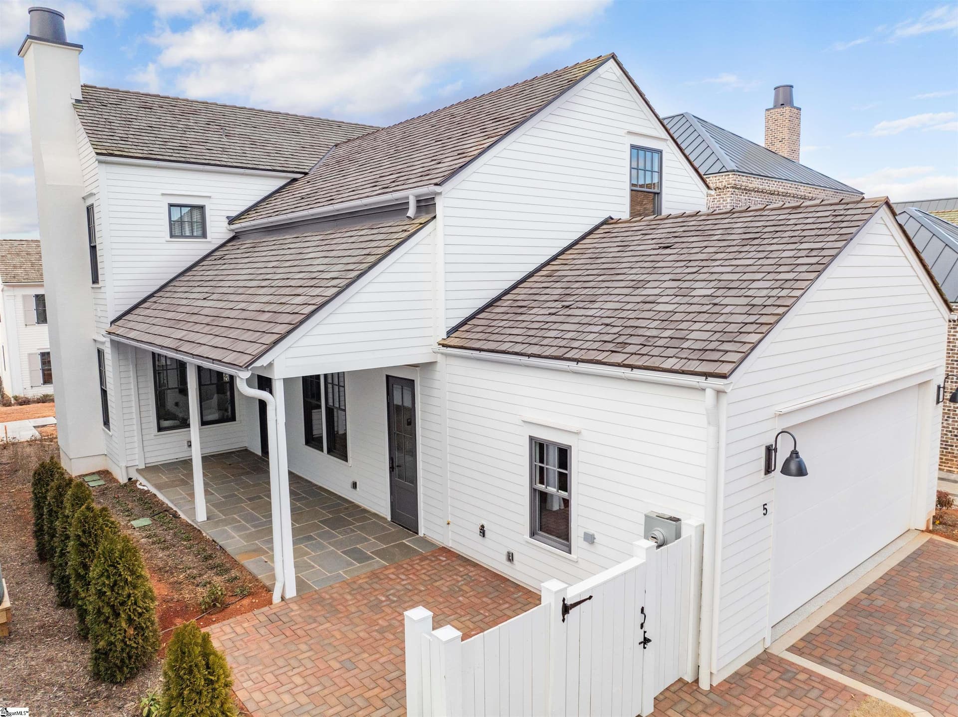 Property image 3 at 5 Belgard Drive, Greenville, SC 29615