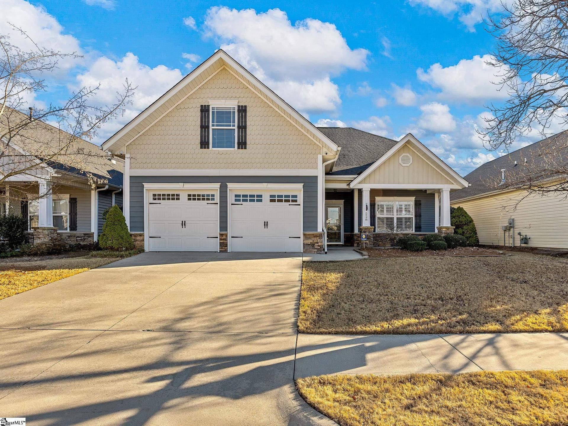 Bordeaux, Moore Community