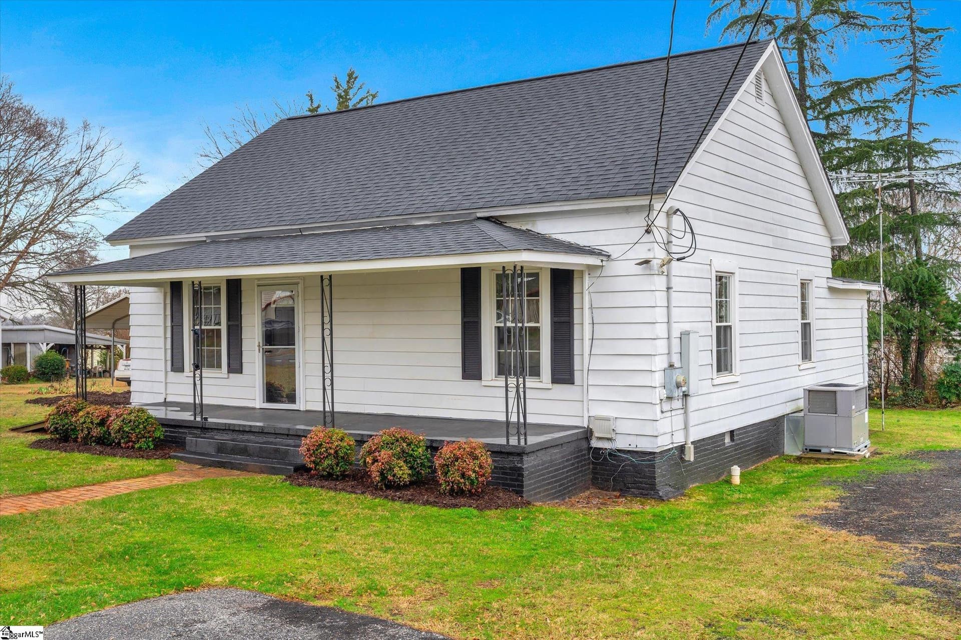 Property image 2 at 102 S 7th Street, Easley, SC 29640-3424