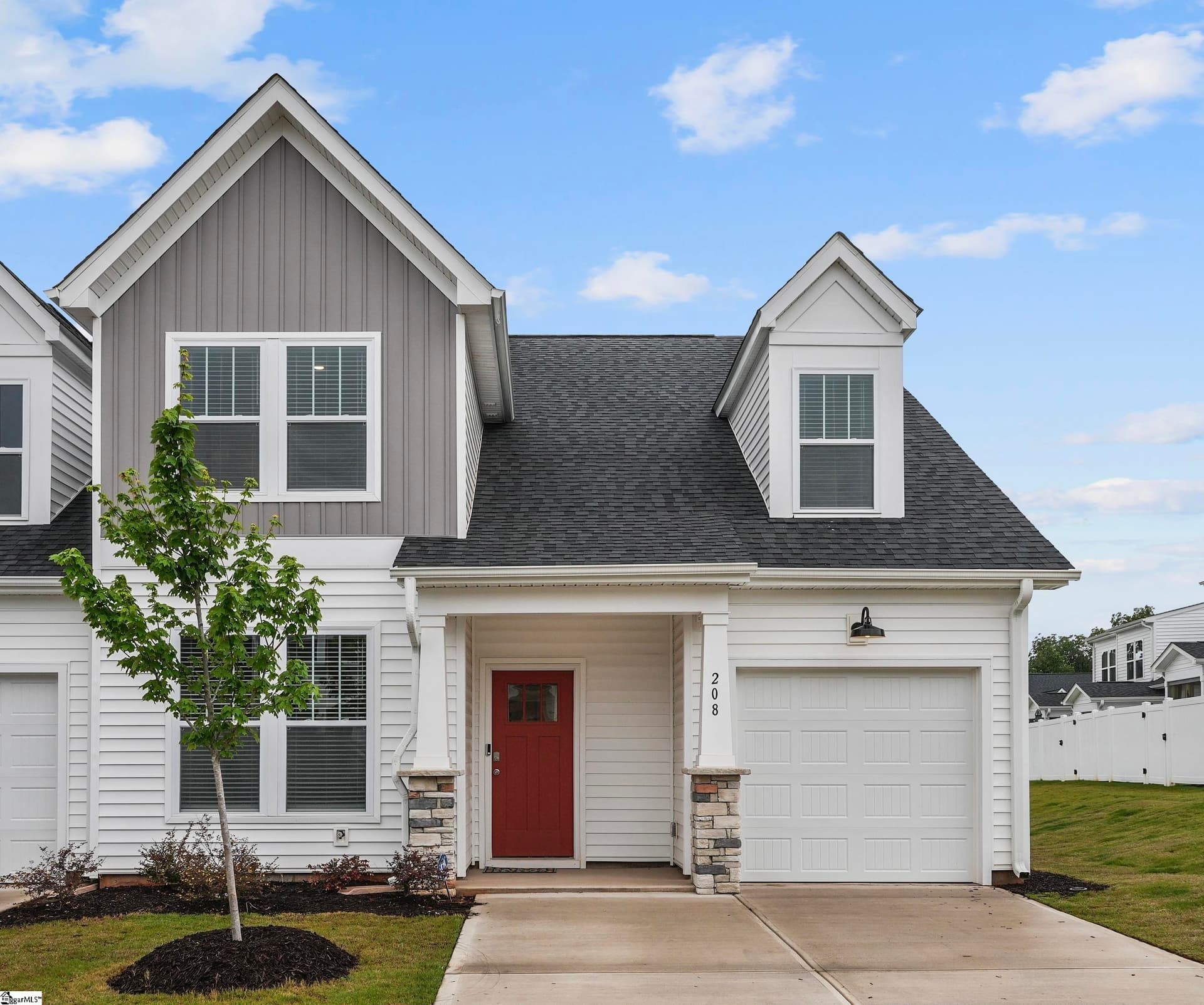Camden Cottages, Greenville Community