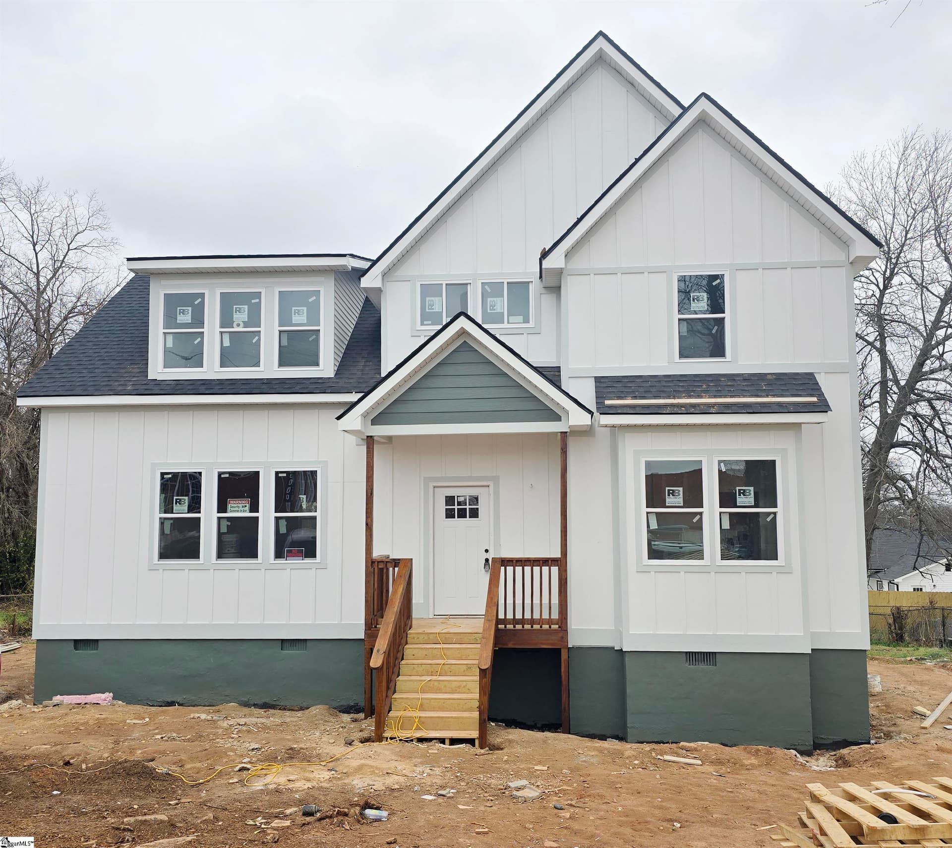 Property image 2 at 16 6th Street, Greenville, SC 29611