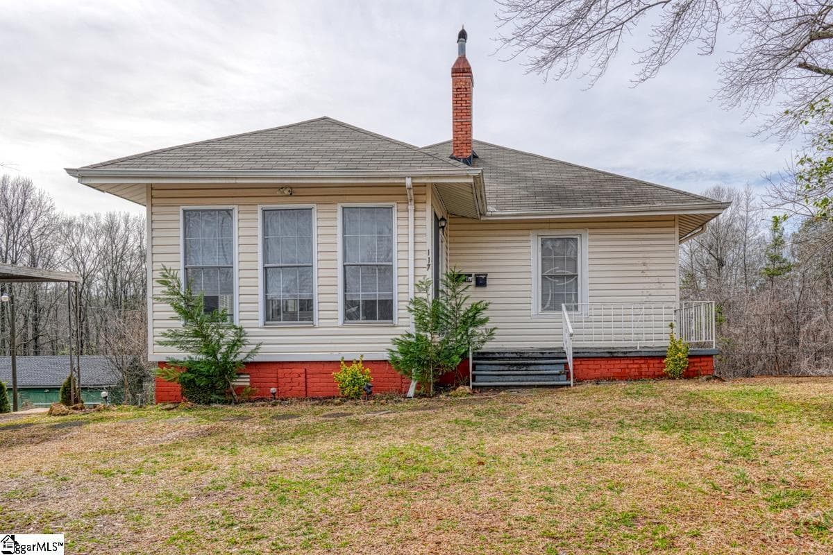 Property image 1 at 117 Lawrence Street, Lyman, SC 29365