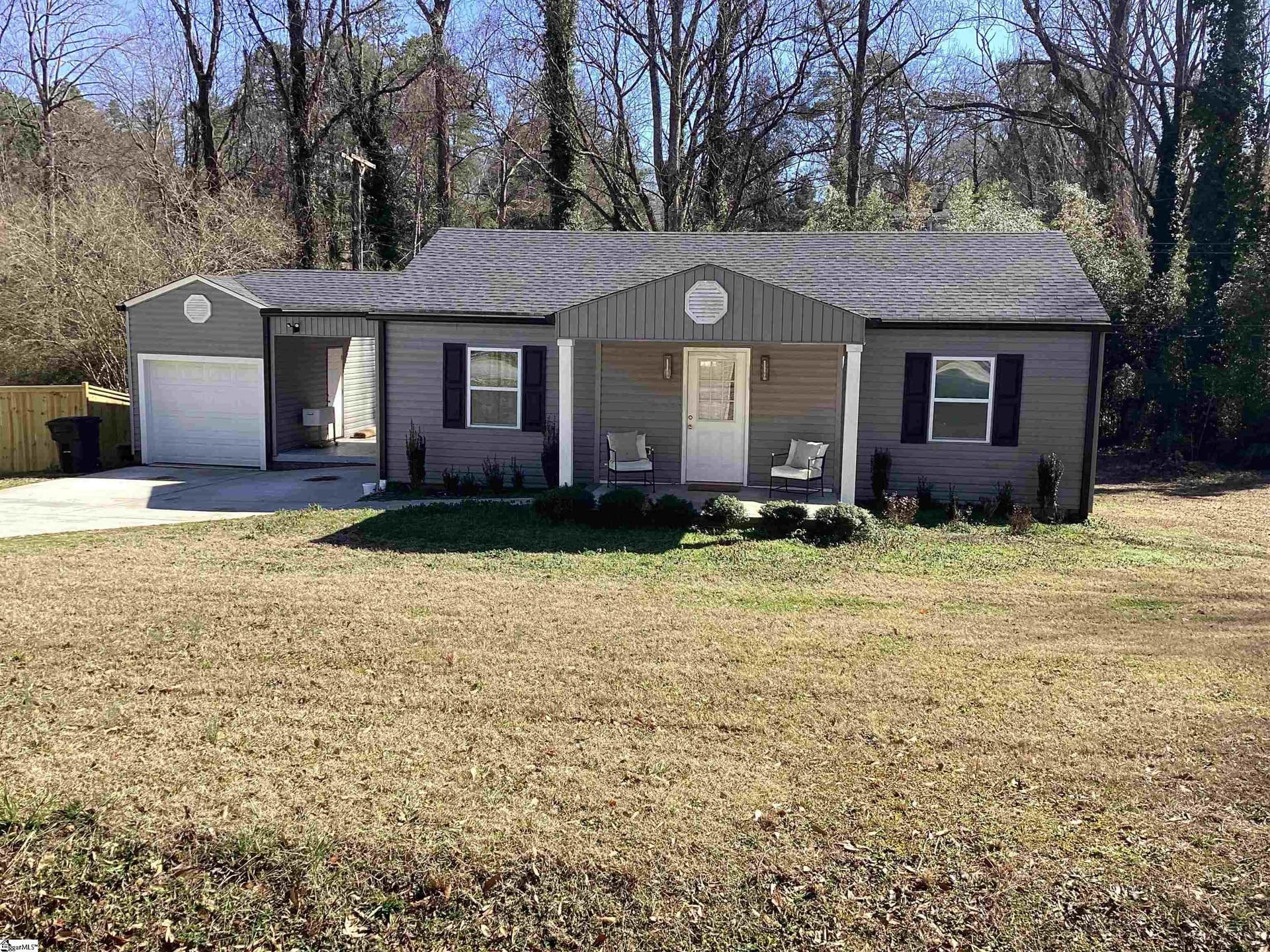 Property image 2 at 7 Foxhall Road, Greenville, SC 29605