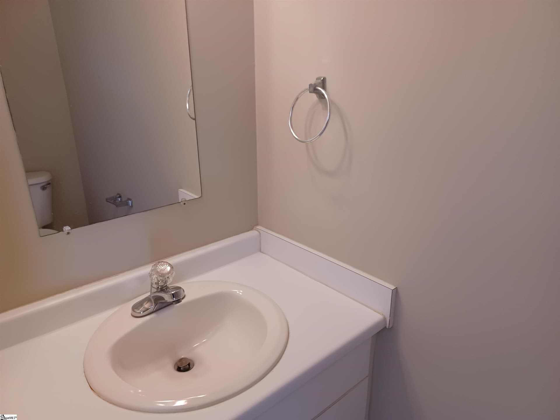 Property image 2 at 108 Huntress Drive, Greer, SC 29651-1297