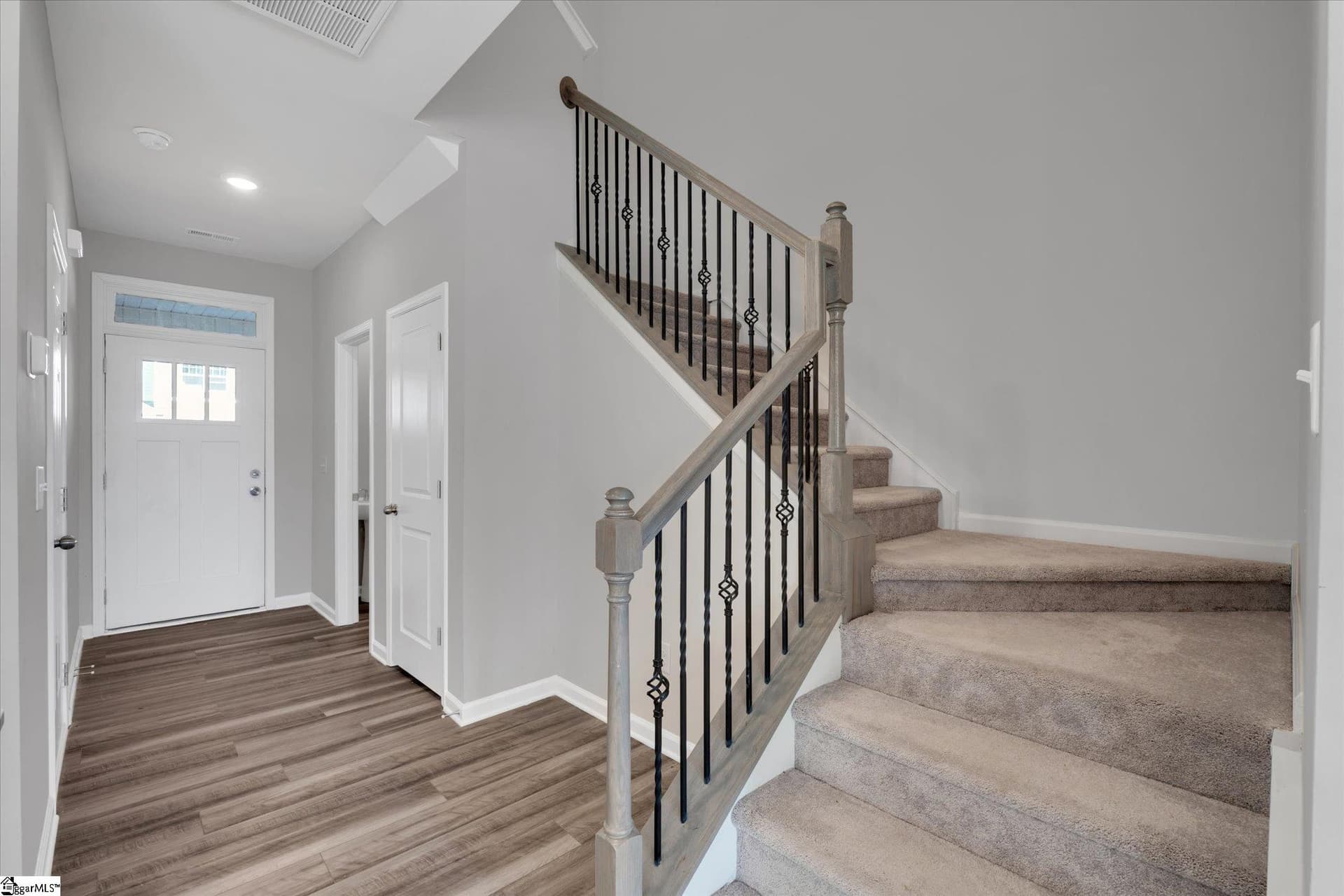 Property image 4 at 305 E Compass Way, Easley, SC 29640