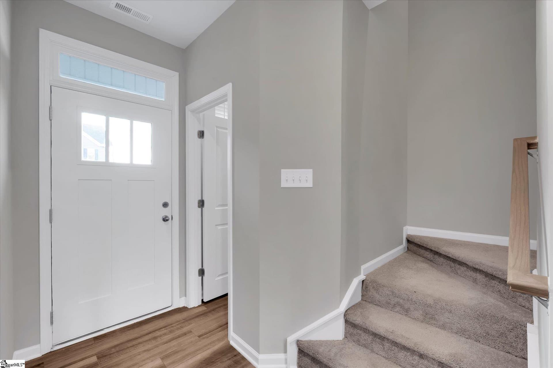 Property image 4 at 318 E Compass Way, Easley, SC 29640