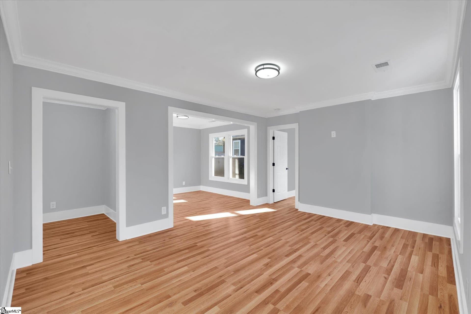 Property image 2 at 6 Manning Street, Greenville, SC 29601