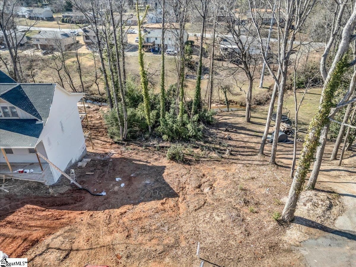 Property image 3 at 31 Arbutus Trail, Greenville, SC 29607
