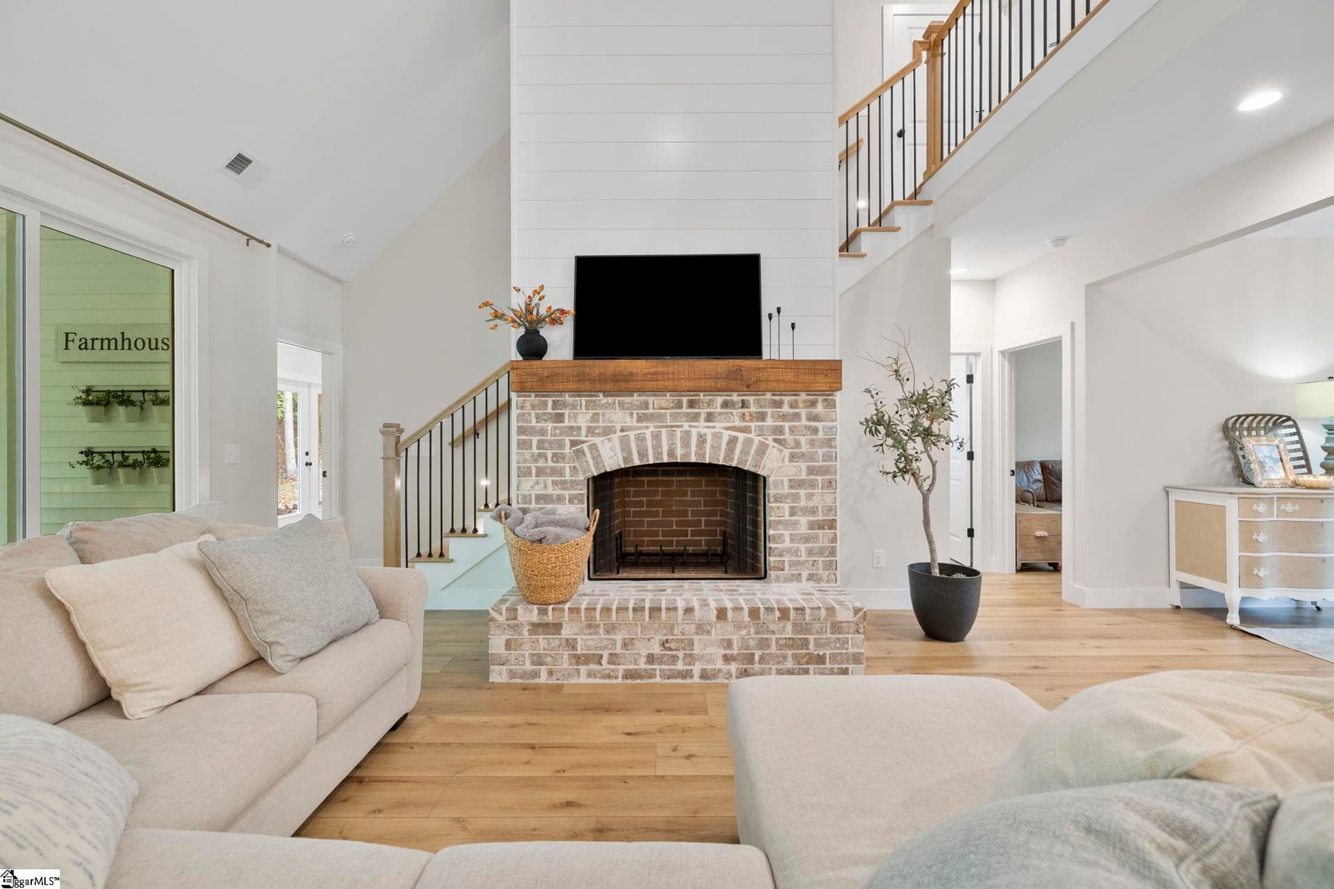 Property image 3 at 400 Cedar Creek Road, Sunset, SC 29685