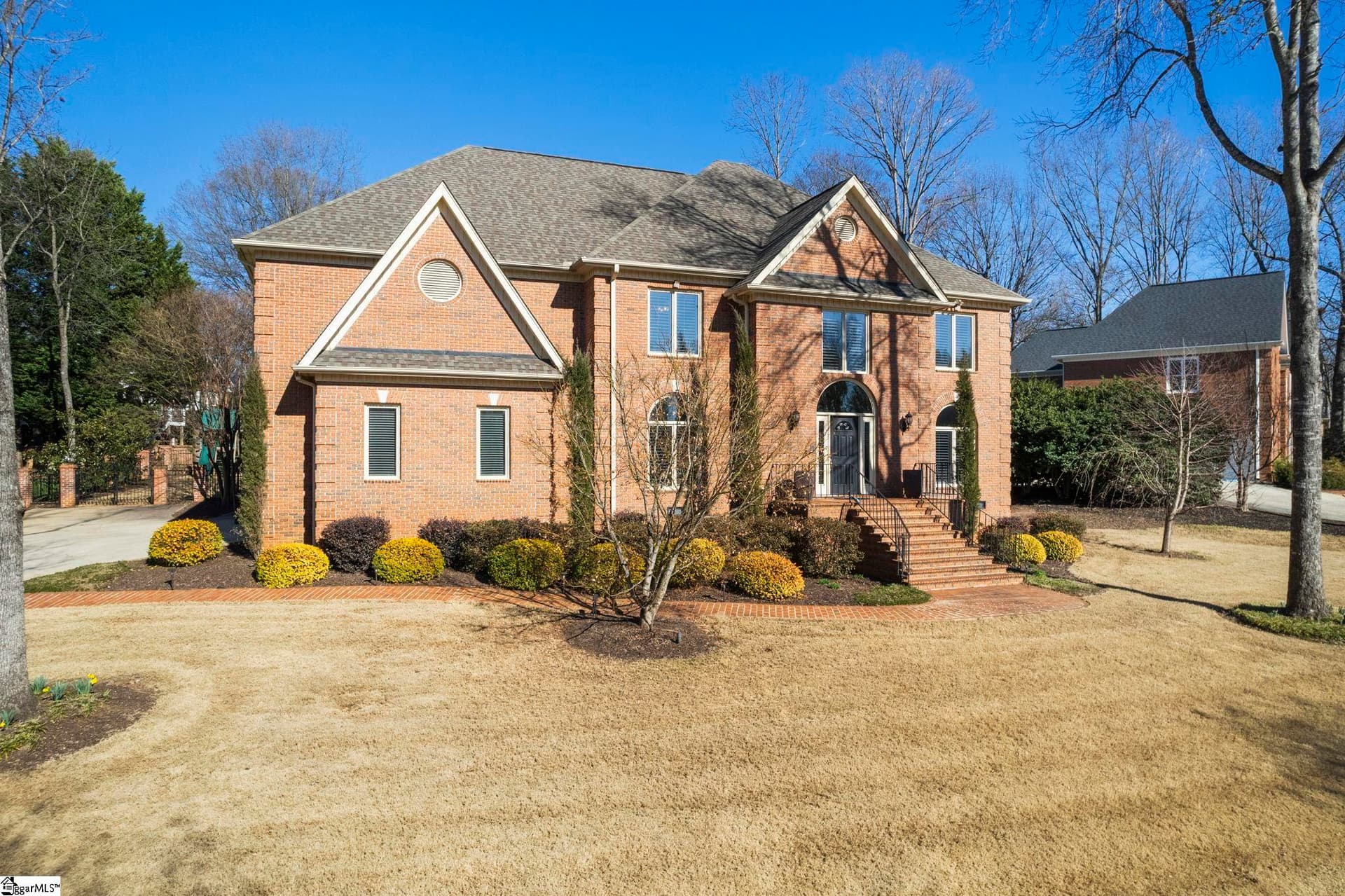 Chelsea Woods, Greer Community