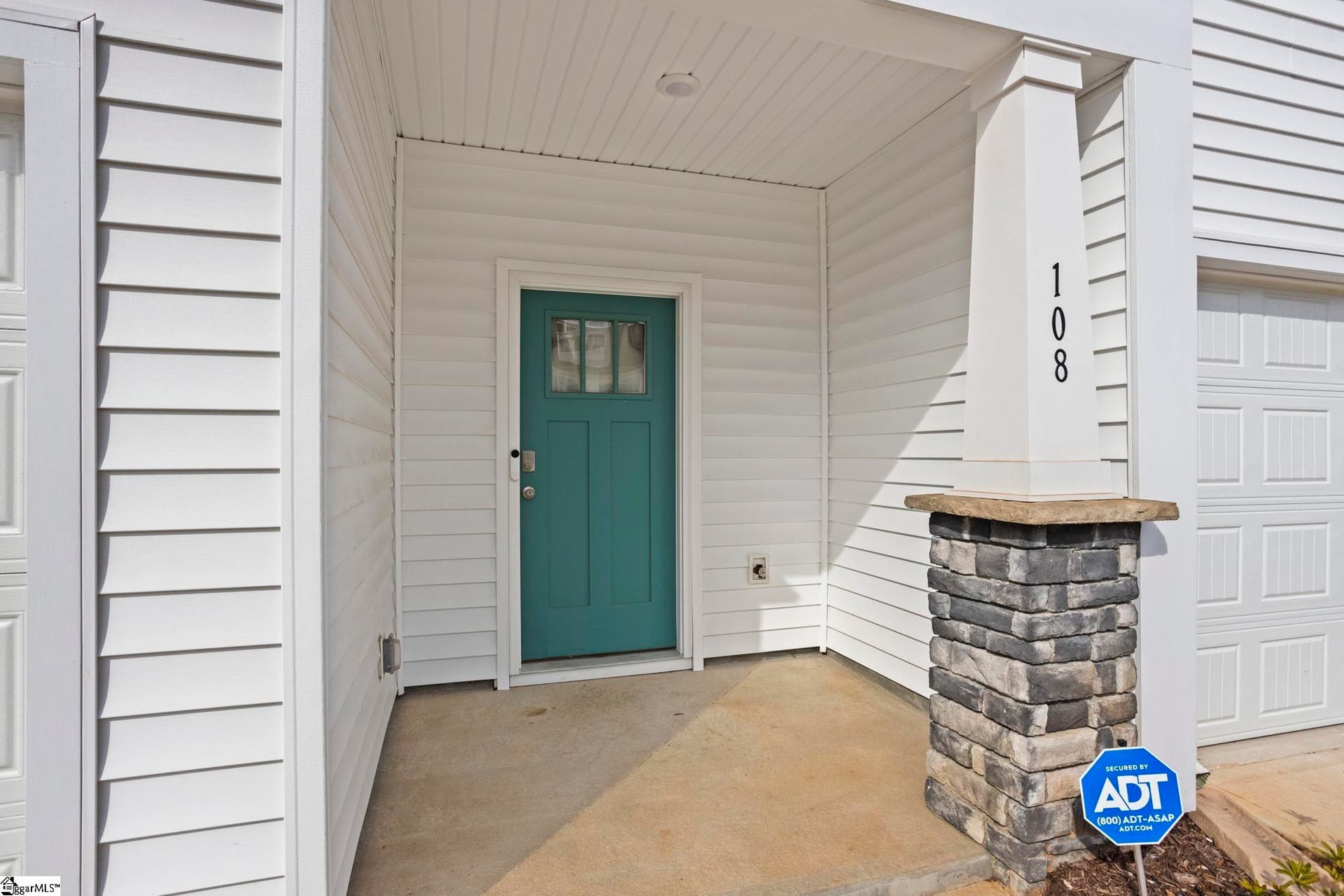 Property image 2 at 108 Marston Lane, Greenville, SC 29617