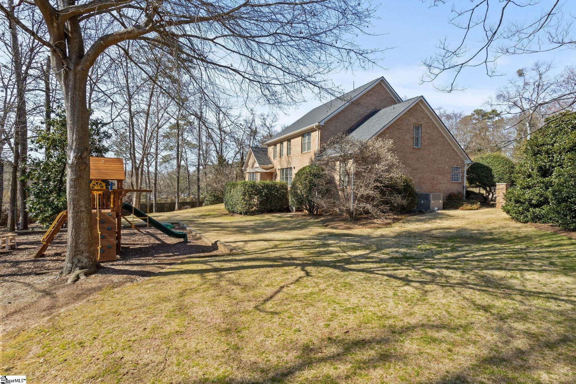 Property image 3 at 23 Parkins Glen Court, Greenville, SC 29607