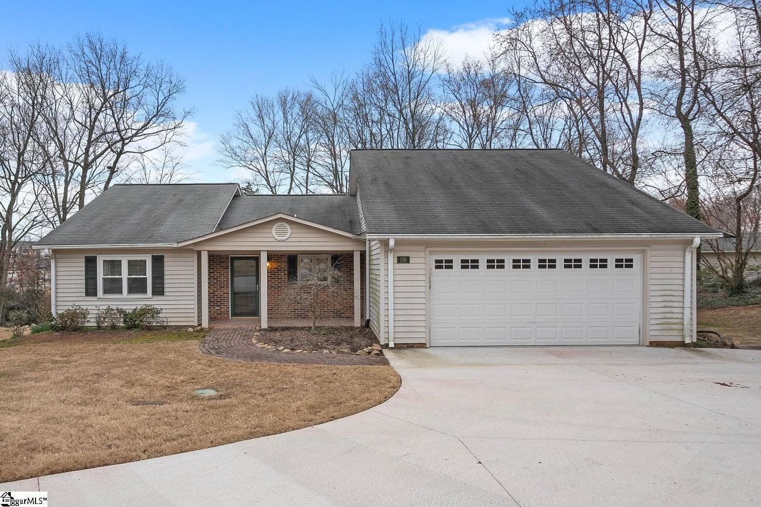 Rolling Green Village, Greenville Community