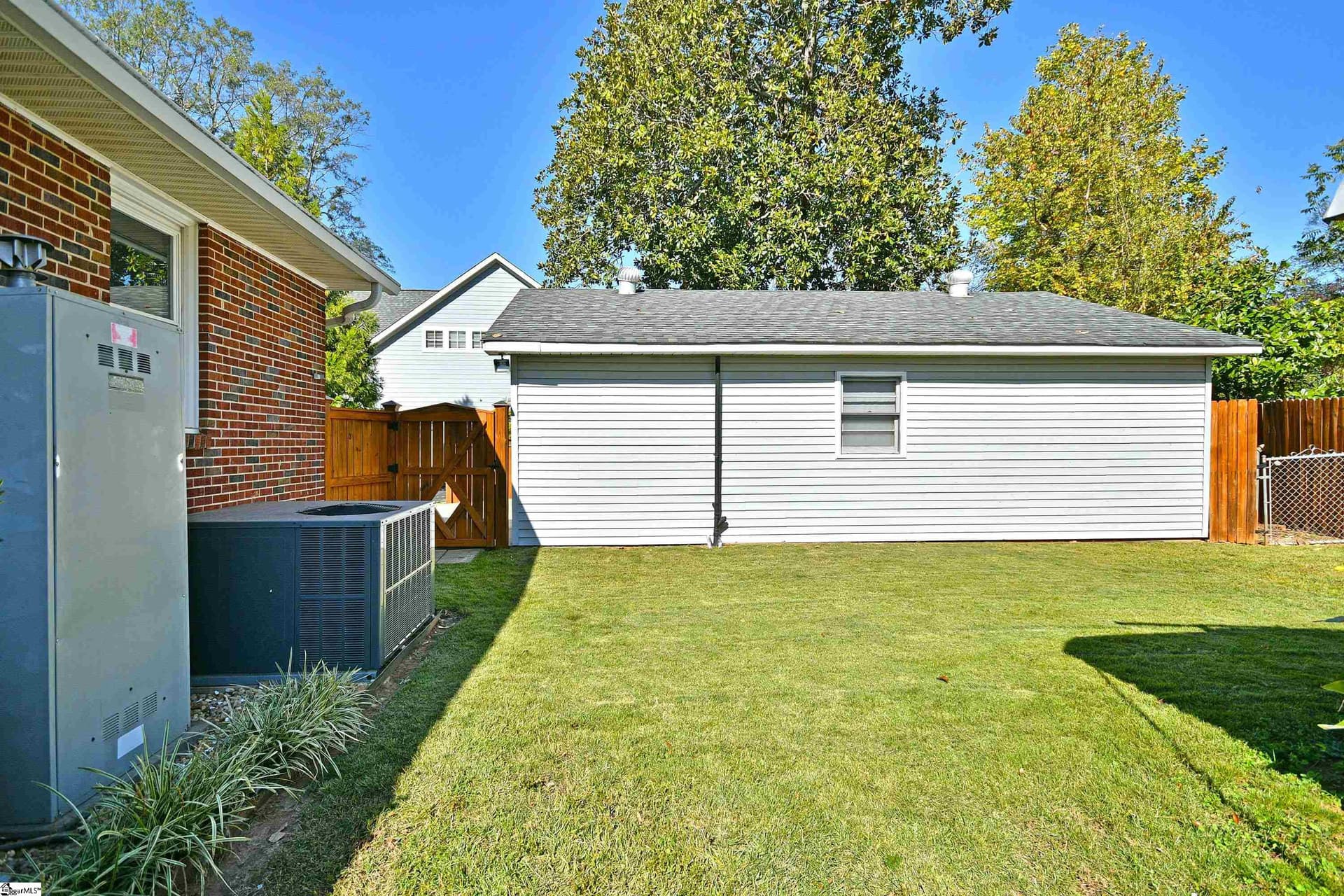Property image 5 at 7 Carter Drive, Greenville, SC 20607