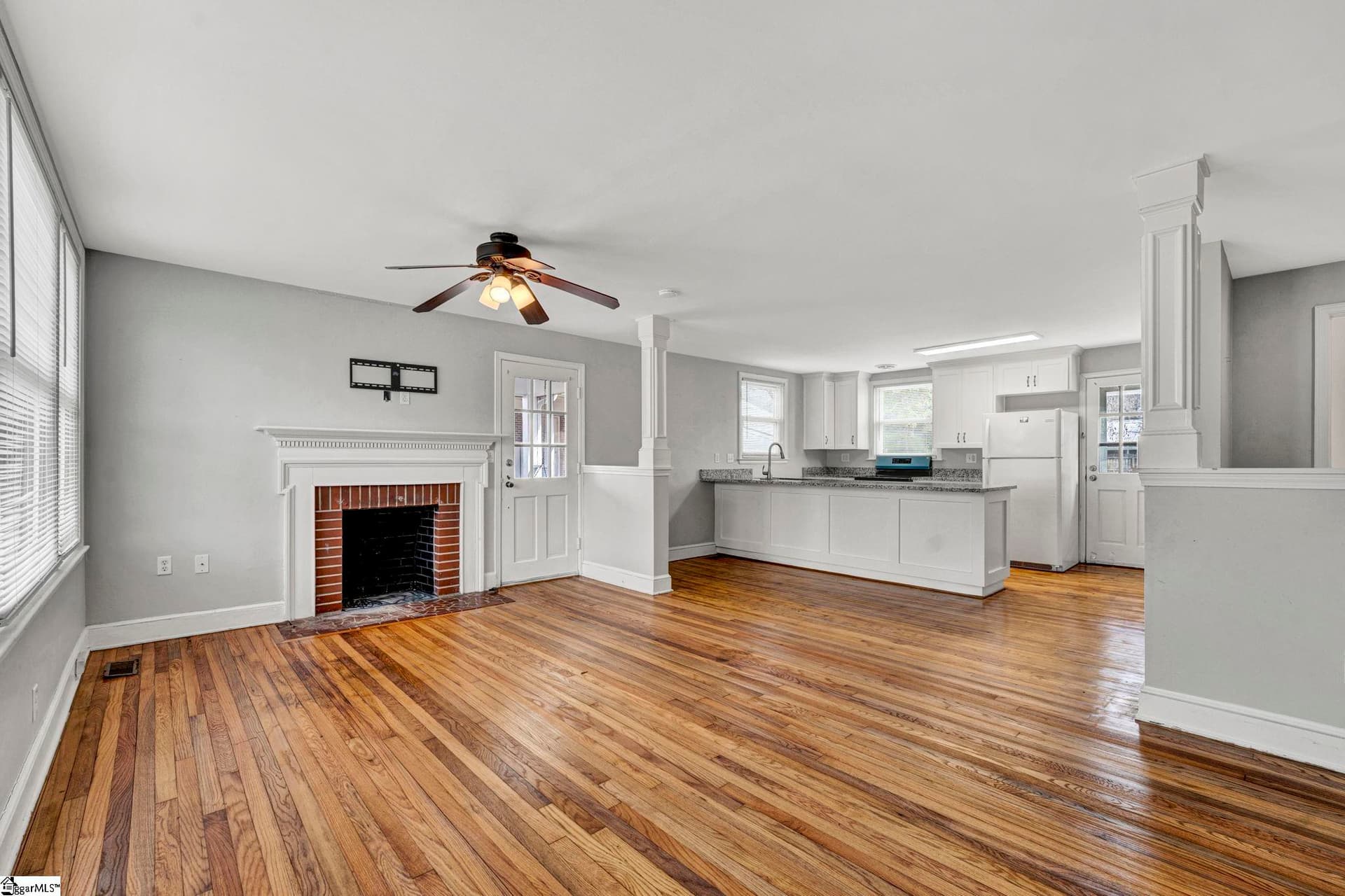 Property image 3 at 203 S Holland Street, Clinton, SC 29325