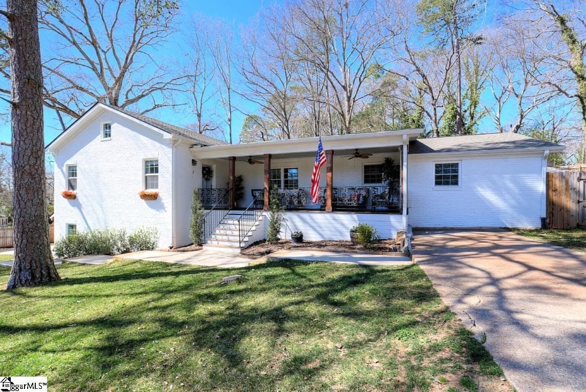 Pleasant Valley, Greenville Community
