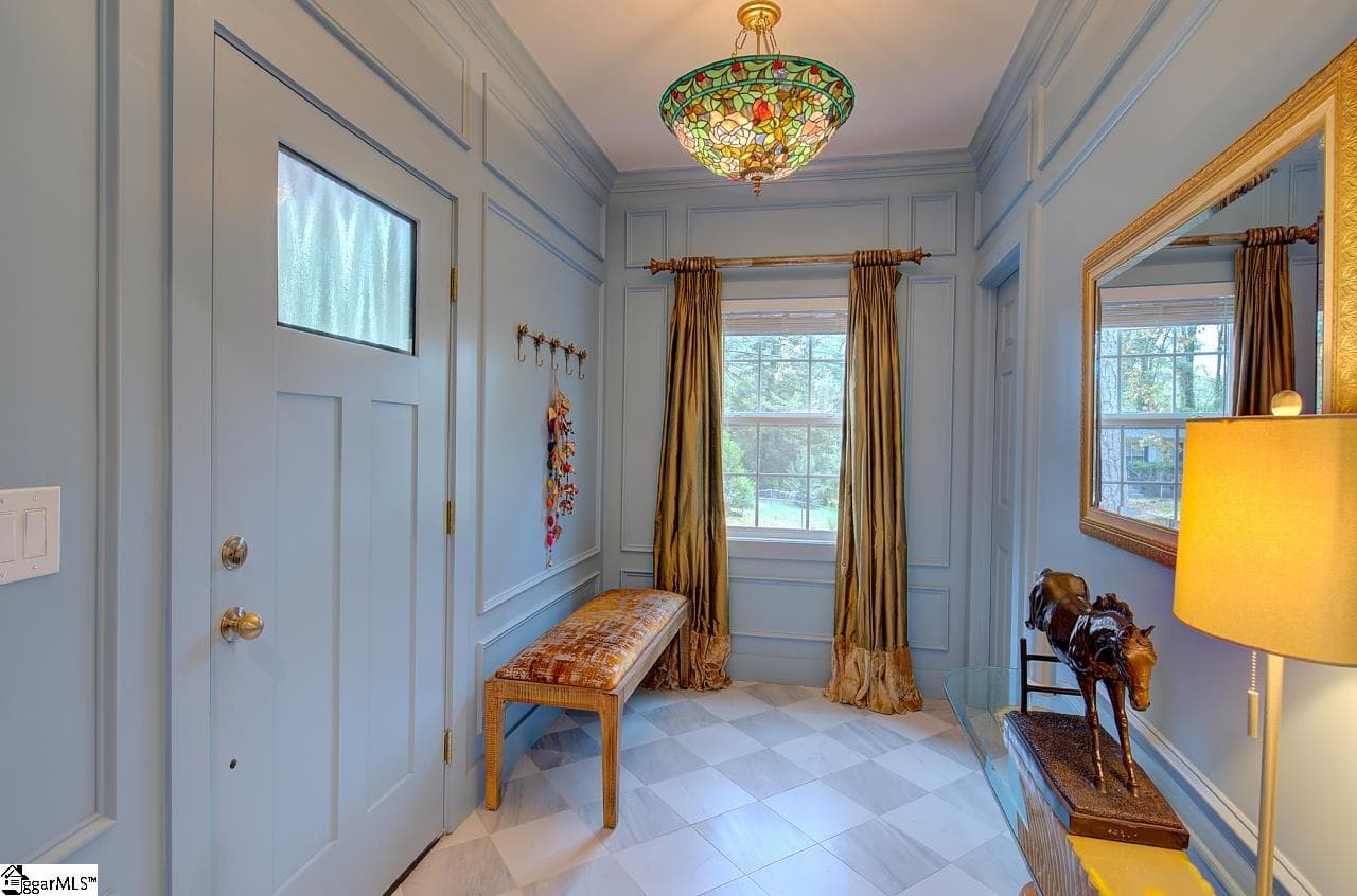 Property image 5 at 2 Prancer Avenue, Greenville, SC 29605