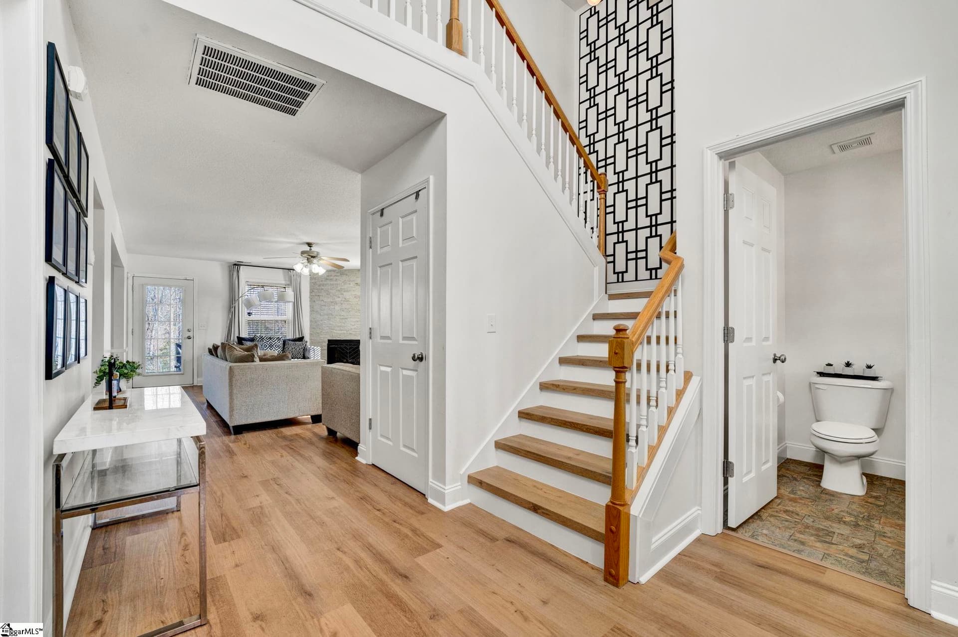 Property image 4 at 102 Riglaw Lane, Greenville, SC 29605