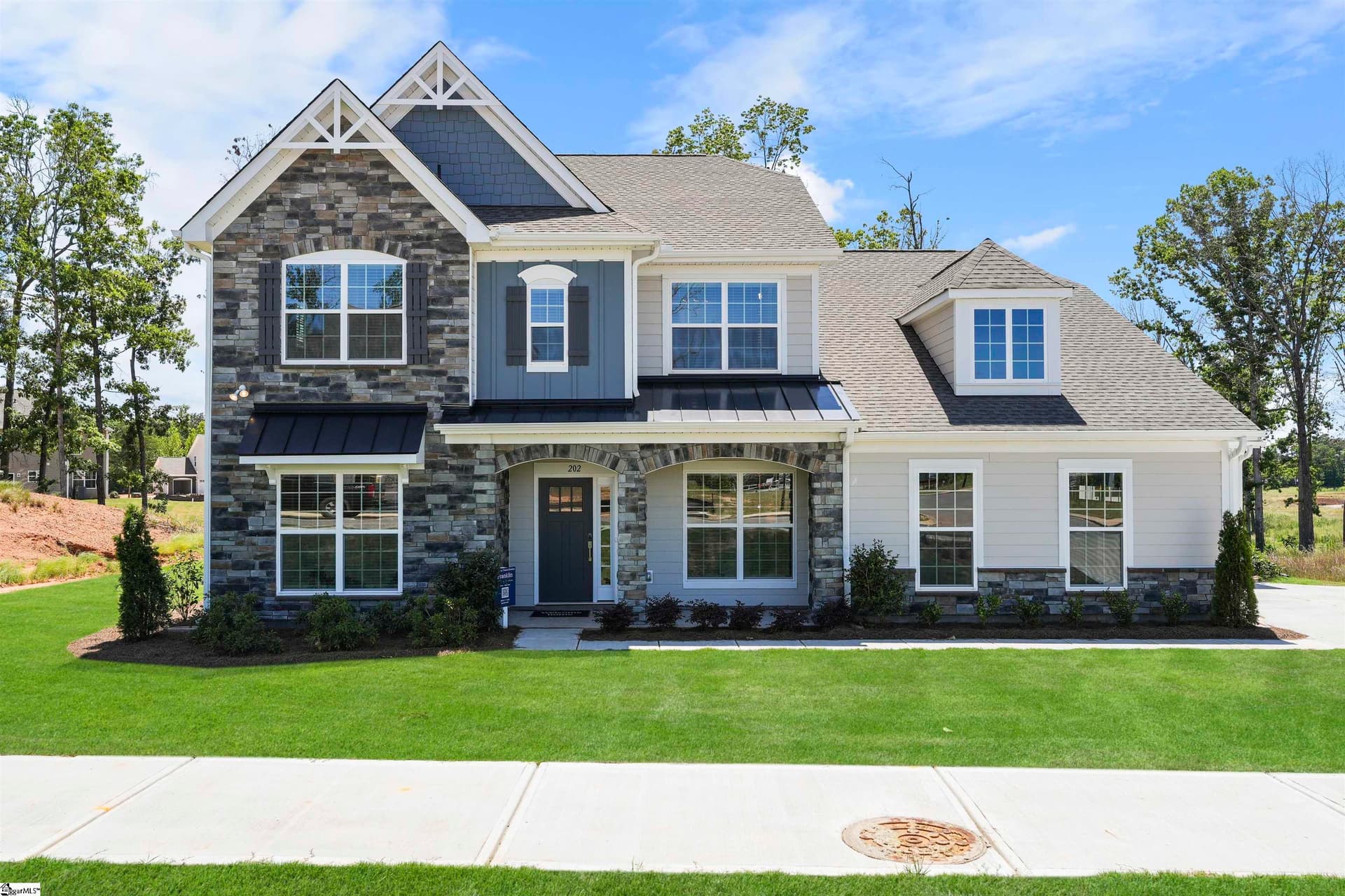 202 Isleview Place