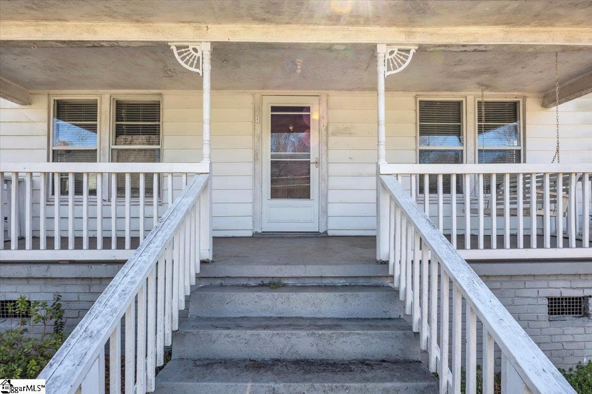 Property image 3 at 41 2nd Street, Greenville, SC 29611