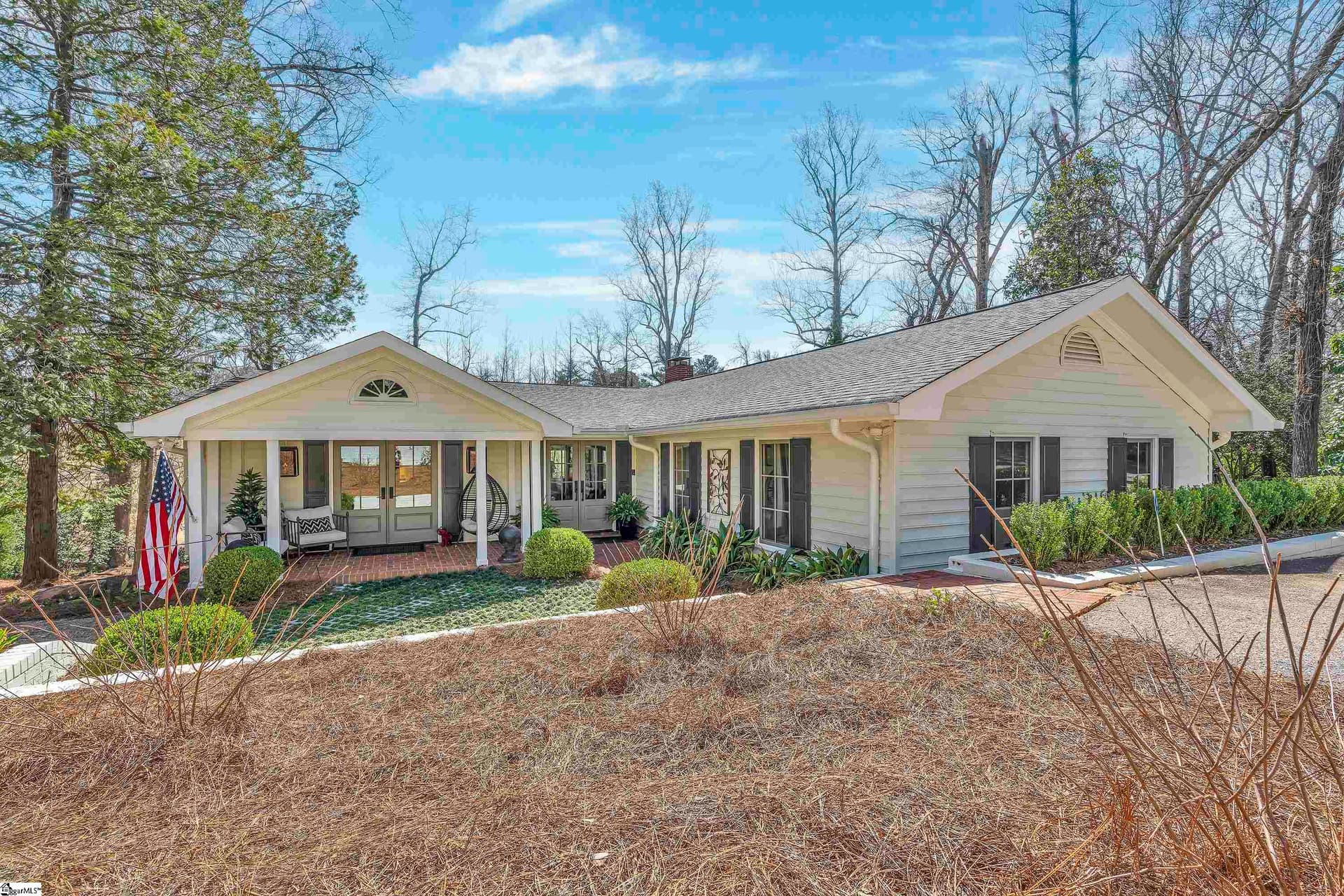 Property image 2 at 2 Rock Creek Court, Greenville, SC 29605