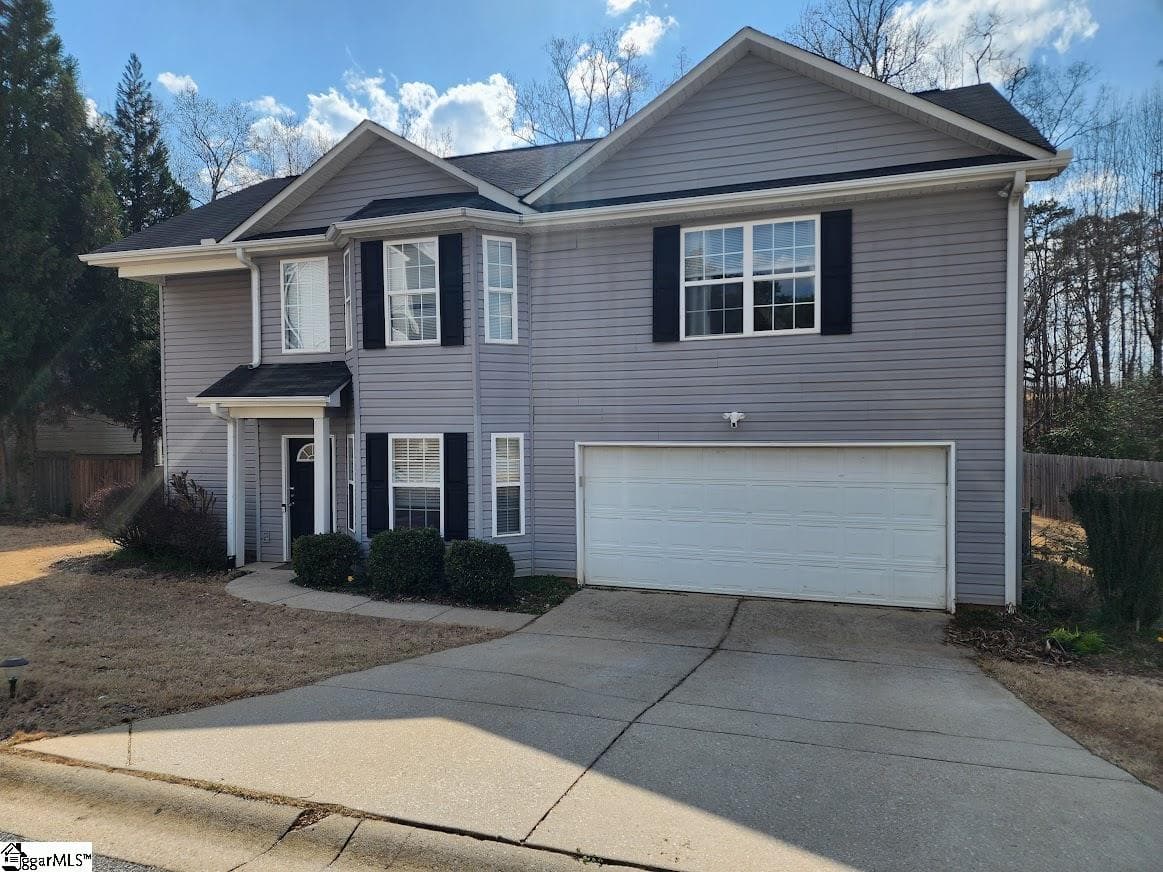 Laurel Meadows, Greenville Community