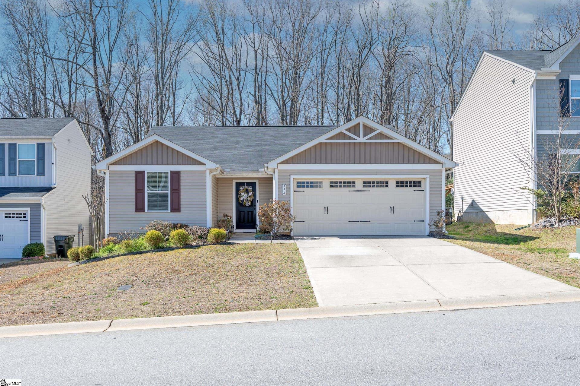 Freeman Farm, Greer Community