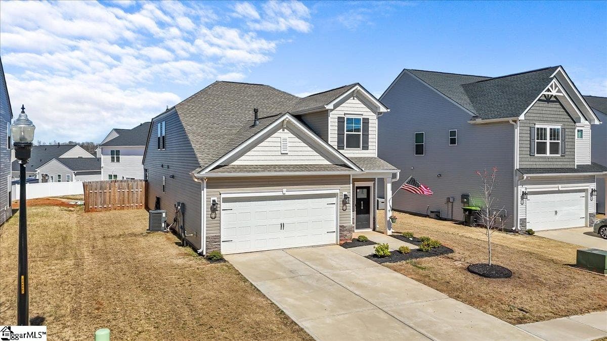 Property image 2 at 620 Spring Orchard Drive, Lyman, SC 29365