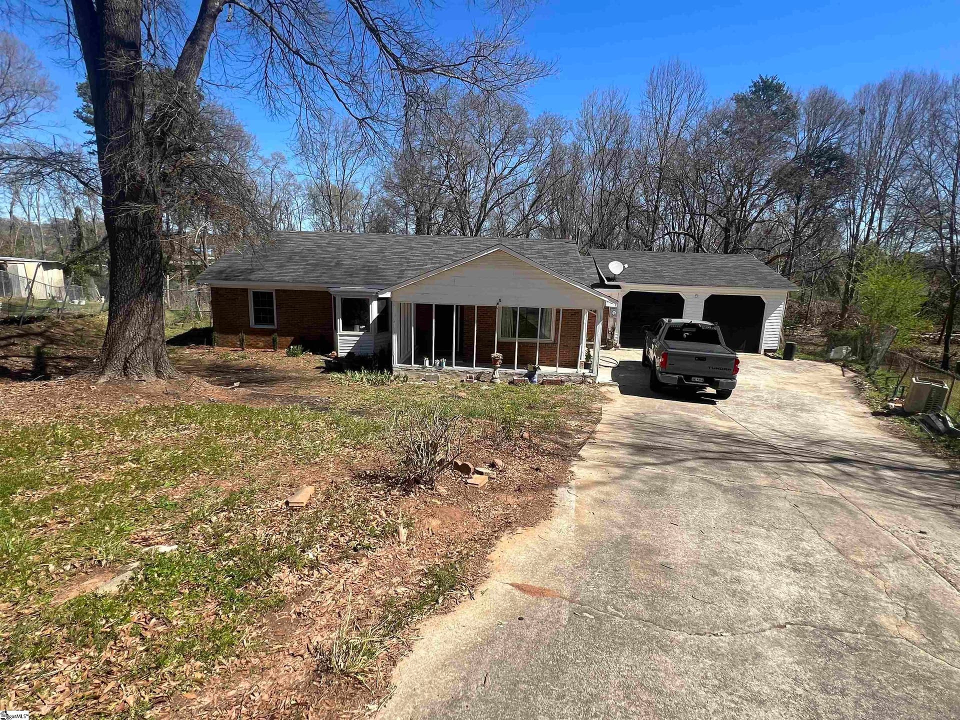 Property image 2 at 8 Cavendish Circle, Taylors, SC 29687-3117