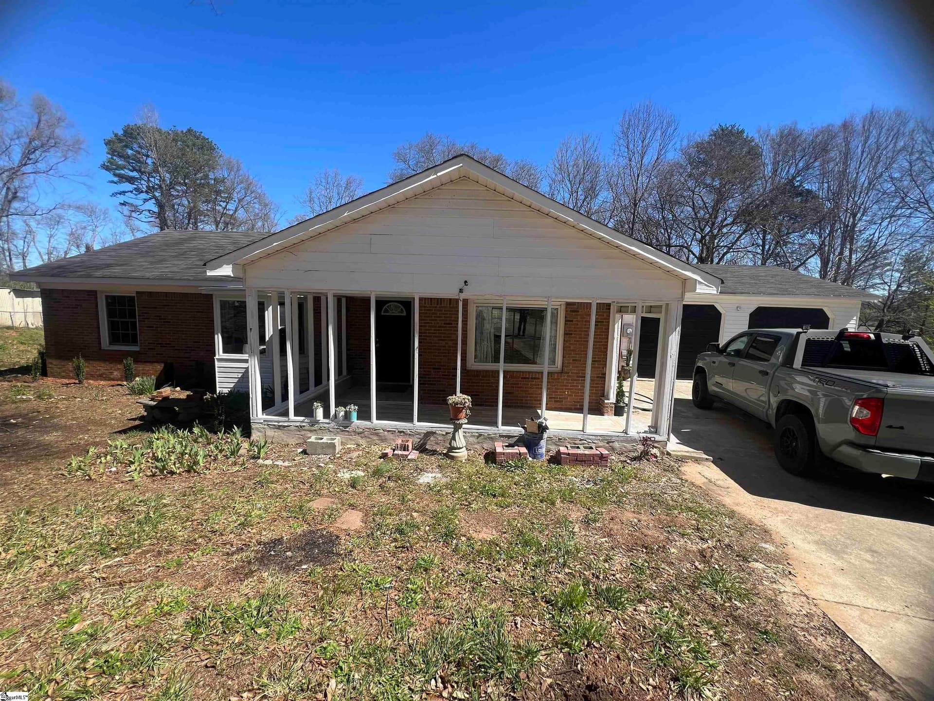 Property image 3 at 8 Cavendish Circle, Taylors, SC 29687-3117