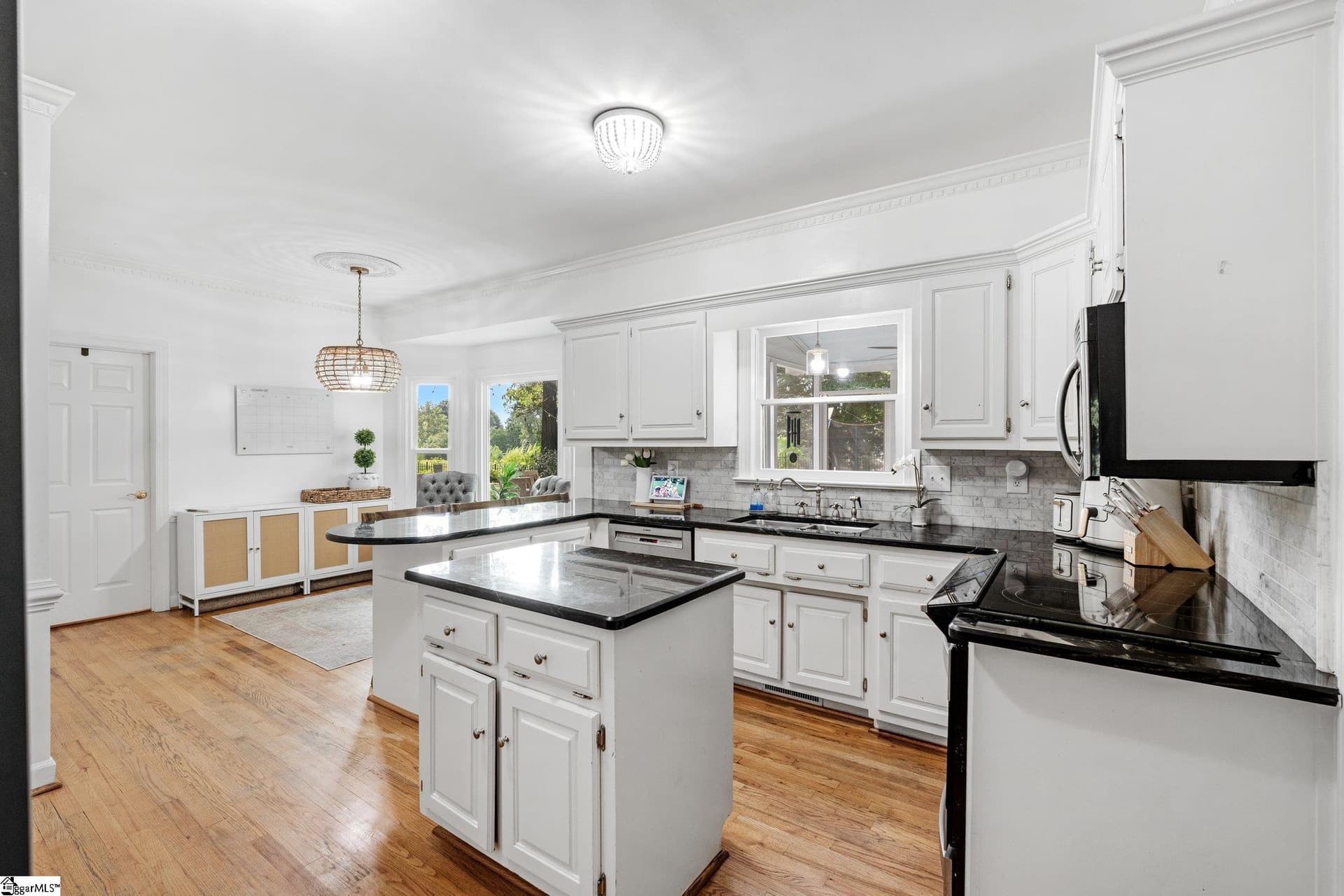 Property image 3 at 4 Sandstone Court, Taylors, SC 29687