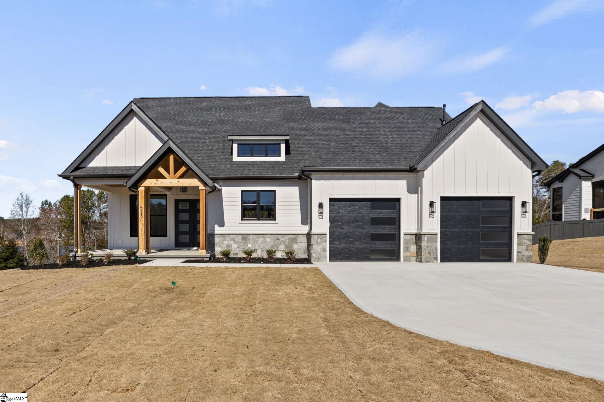 528 Rosedale Way