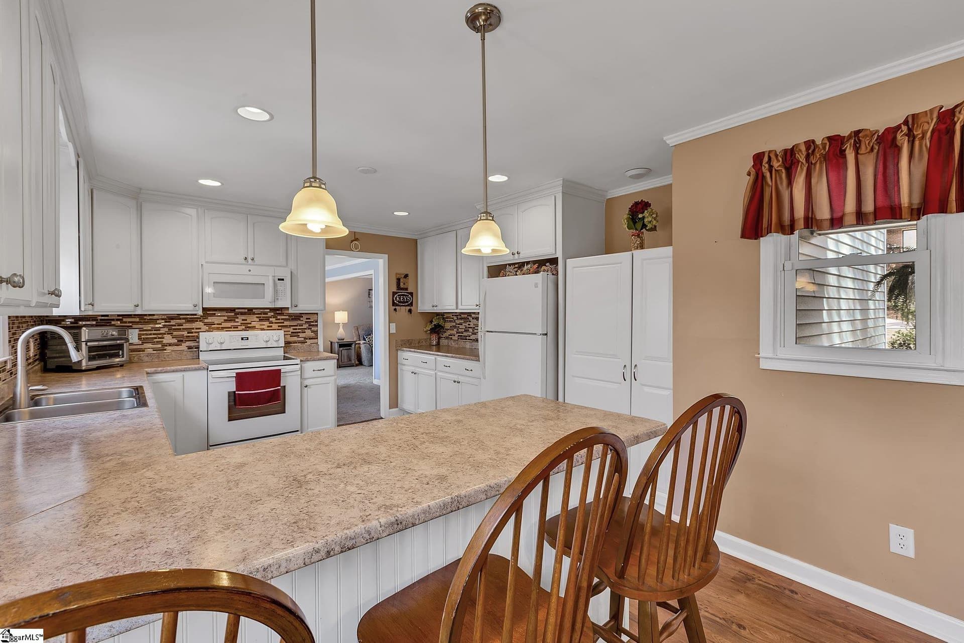Property image 4 at 5 E Woodburn Drive, Taylors, SC 29687