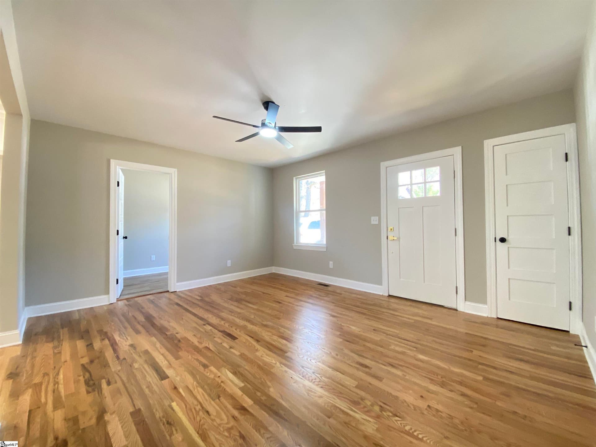 Property image 4 at 10 Sunshine Avenue, Greenville, SC 29609