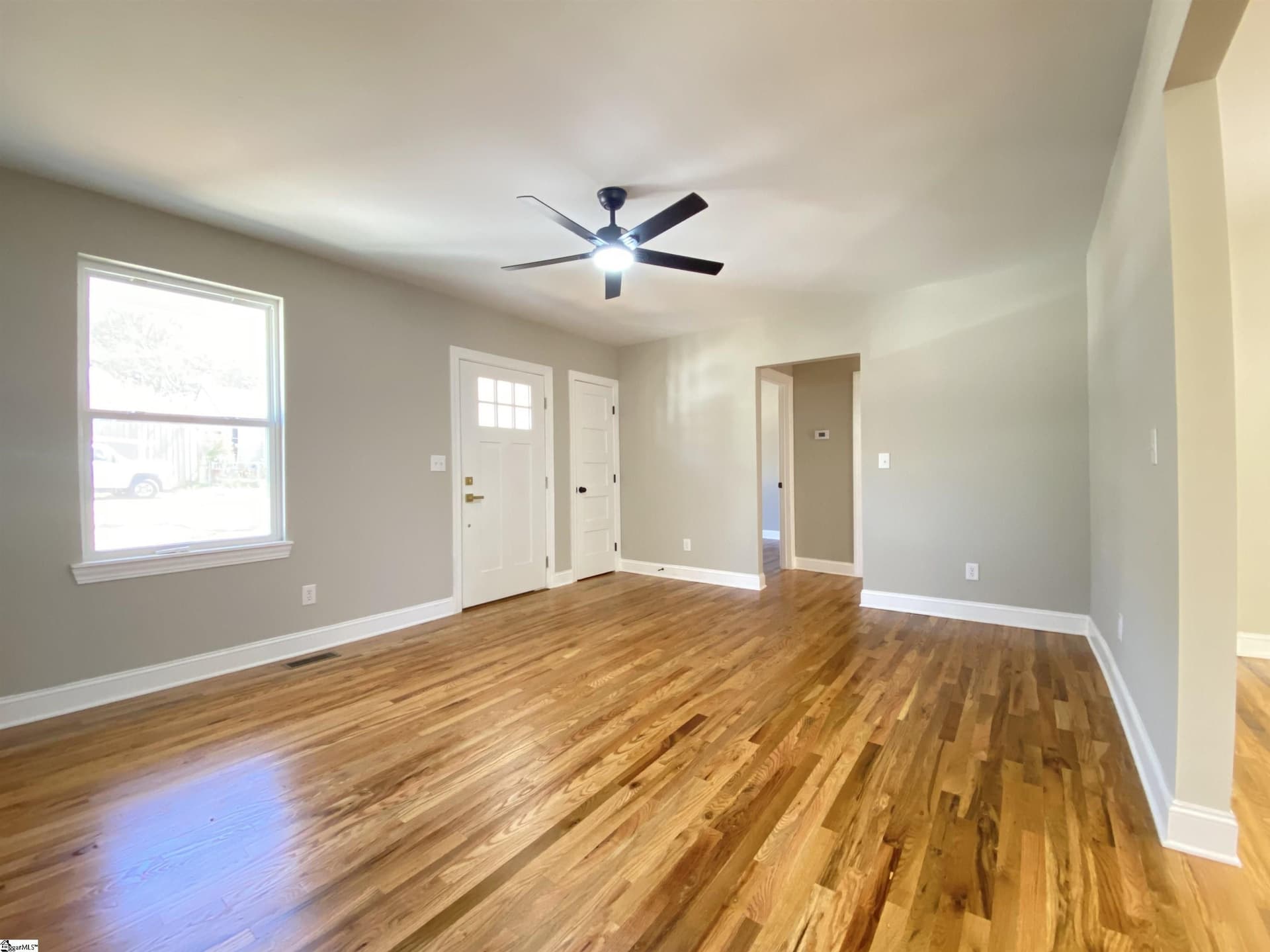 Property image 5 at 10 Sunshine Avenue, Greenville, SC 29609