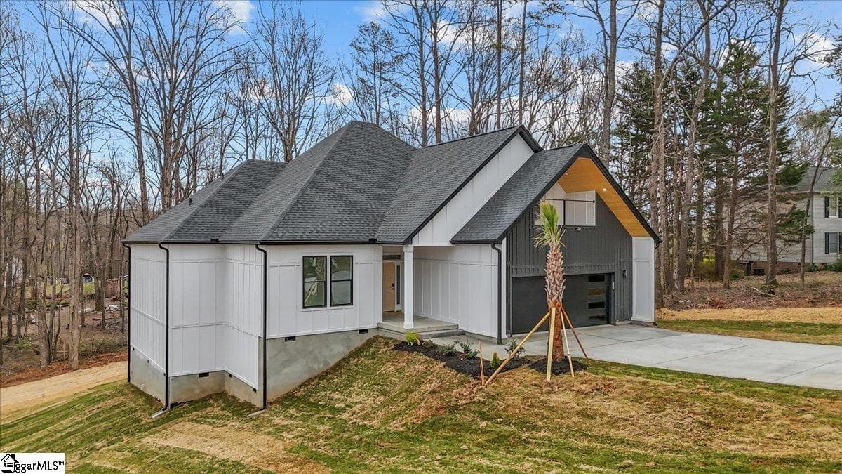 Property image 3 at 504 Windham Lane, Easley, SC 29642
