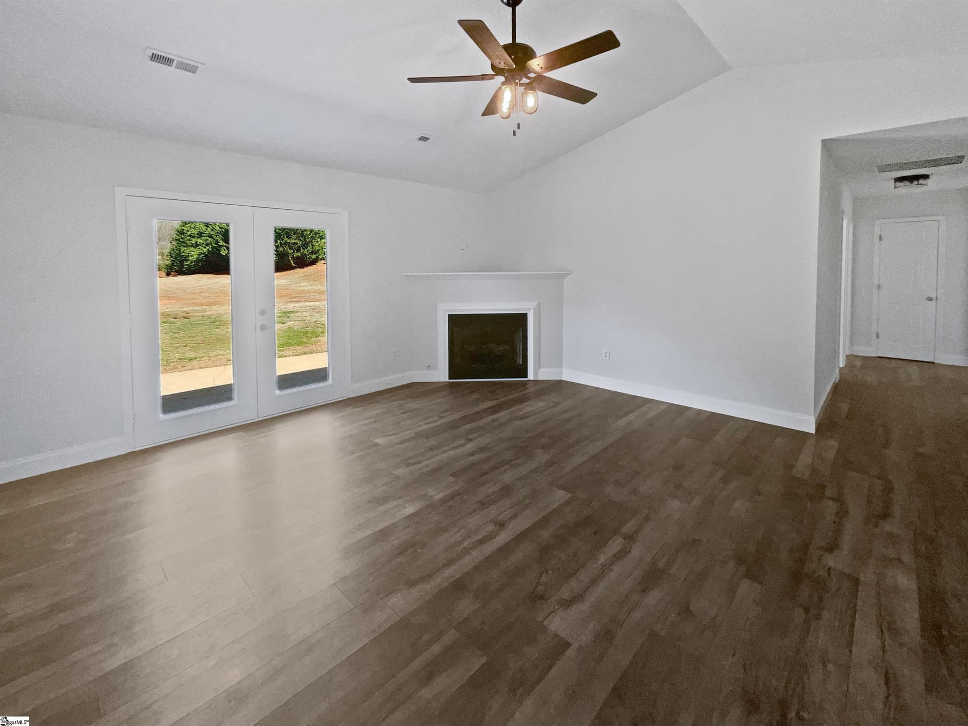 Property image 3 at 112 Care Lane, Greer, SC 29651