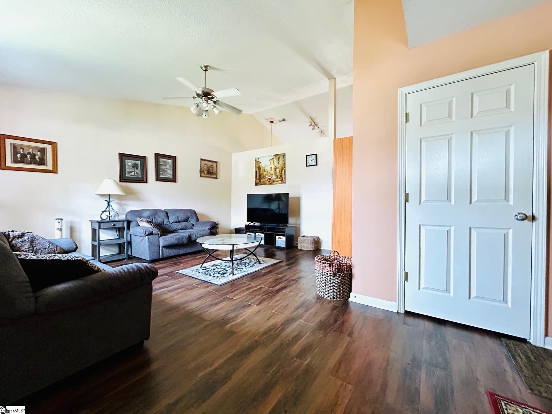 Property image 4 at 128 Flint Lane, Greer, SC 29651-6401