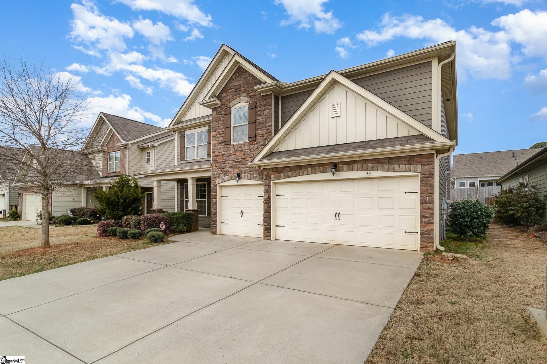 Property image 2 at 215 Redmont Court, Simpsonville, SC 29680