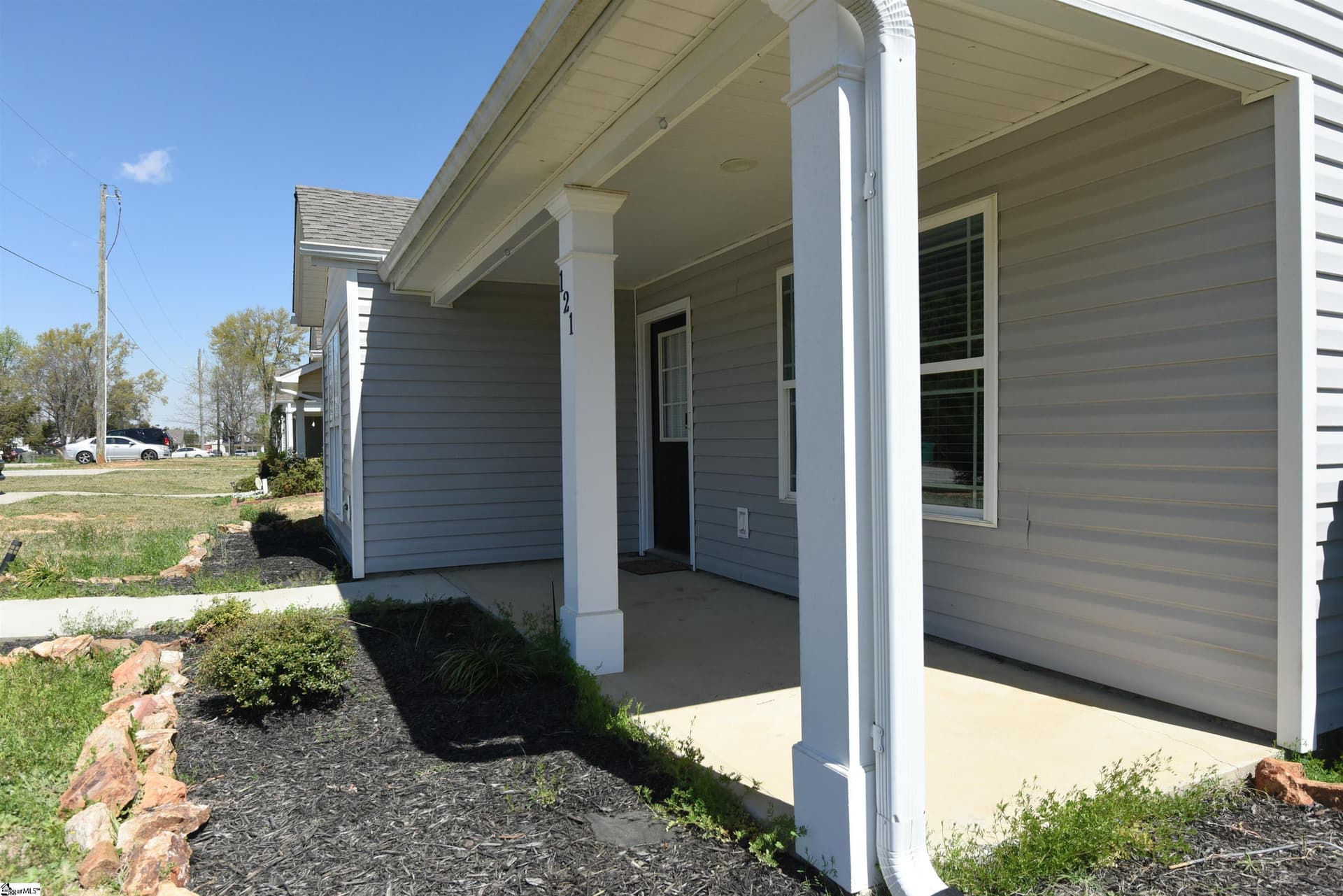 Property image 2 at 121 Colleton Lane, Clinton, SC 29325