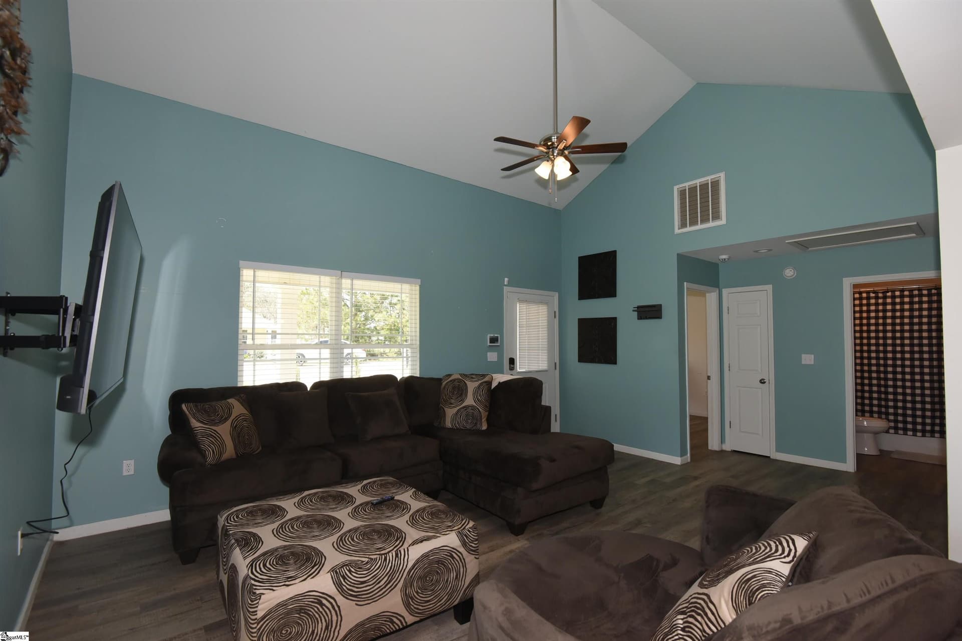 Property image 4 at 121 Colleton Lane, Clinton, SC 29325