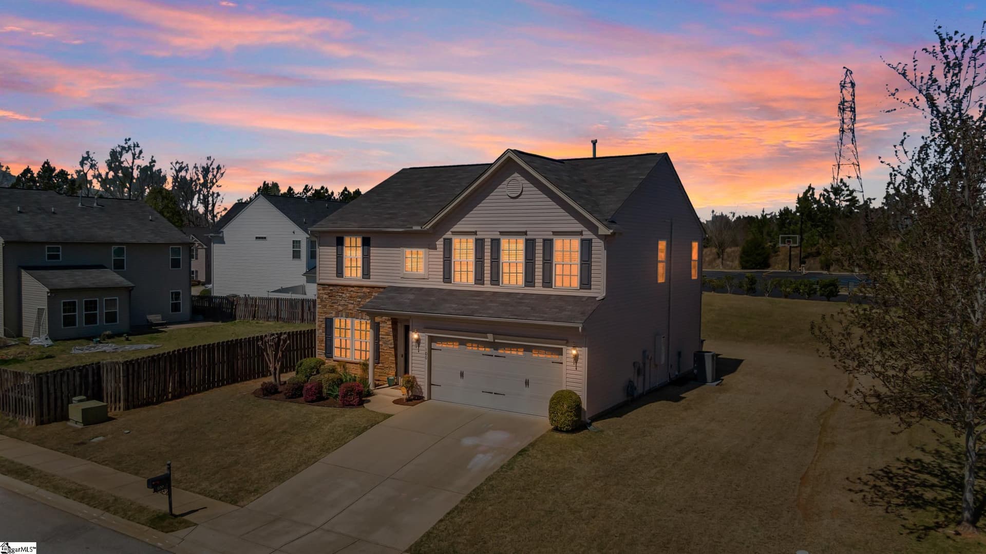Property image 2 at 100 Neves Drive, Greenville, SC 29607