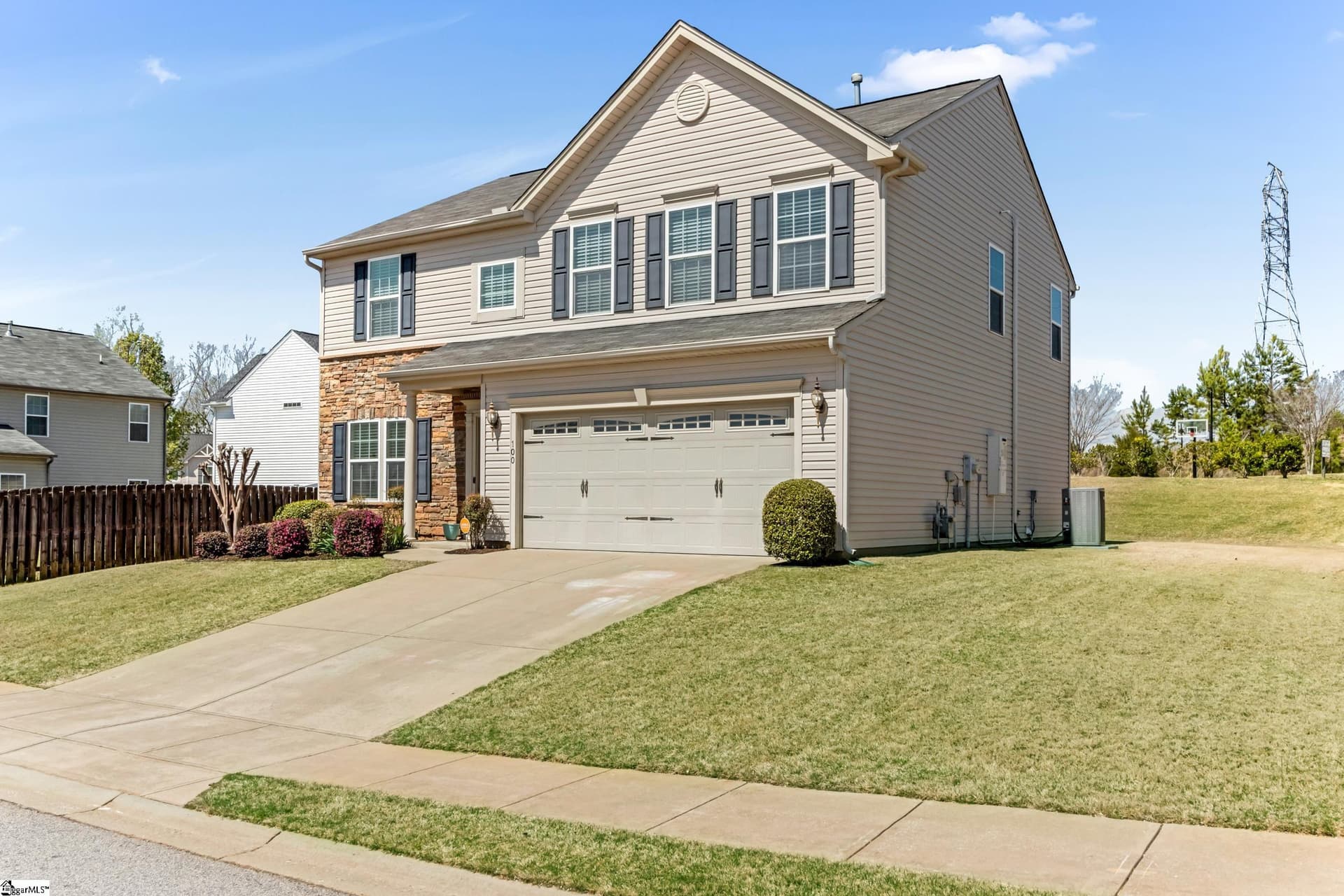 Property image 4 at 100 Neves Drive, Greenville, SC 29607